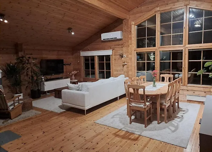 Lepolaavu, Саариселькя